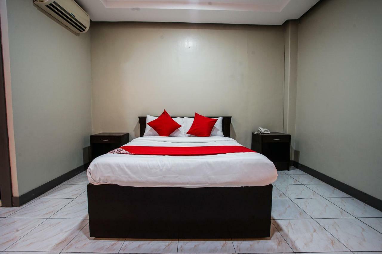 Oyo 192 Tcc Condo-Hostel Davao City Екстериор снимка